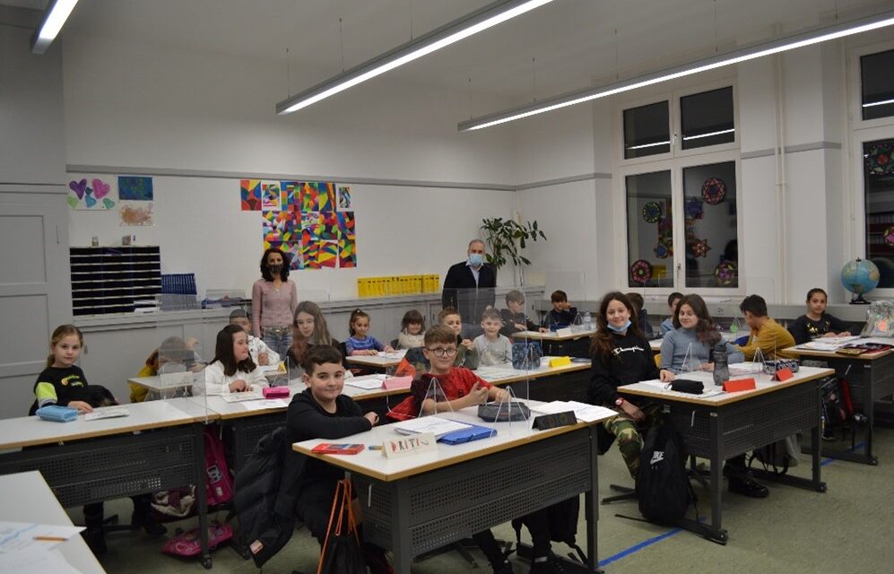 Shkolla Shqipe në Zvicër fillon mësimin në Grenchen të Kantonit të Solothurnit