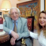ELONA AGOLLI: Profesor Vaxhidi zgjodhi poetin e tij të zemrës – Dritëroin