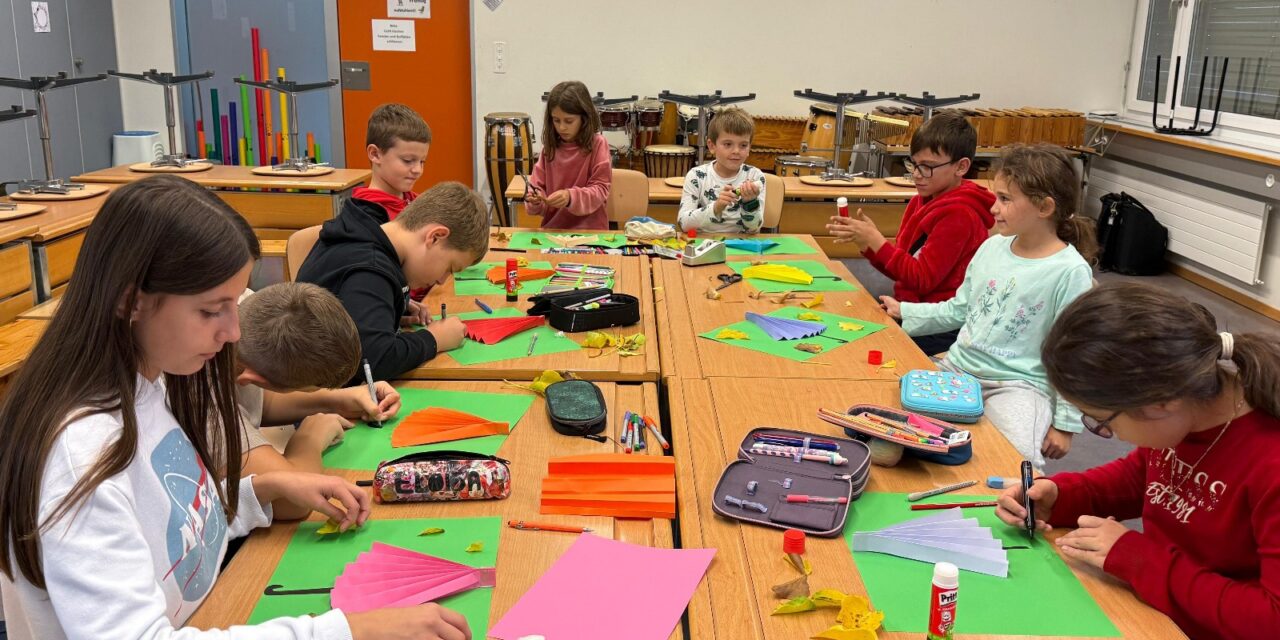 Vaxhid Sejdiu: Magjia e vjeshtës në “Shkollën Shqipe”