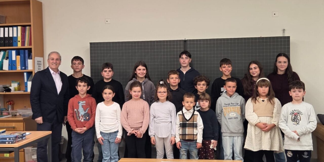 Në Rapperswil – Jona gjuha shqipe përhap rrezet e saj