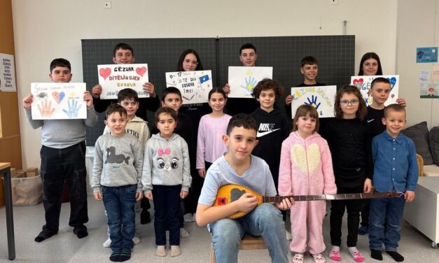 Rikthehet mësimi në shkolla i gjuhës dhe kulturës shqiptare  në Rapperswil-Jona